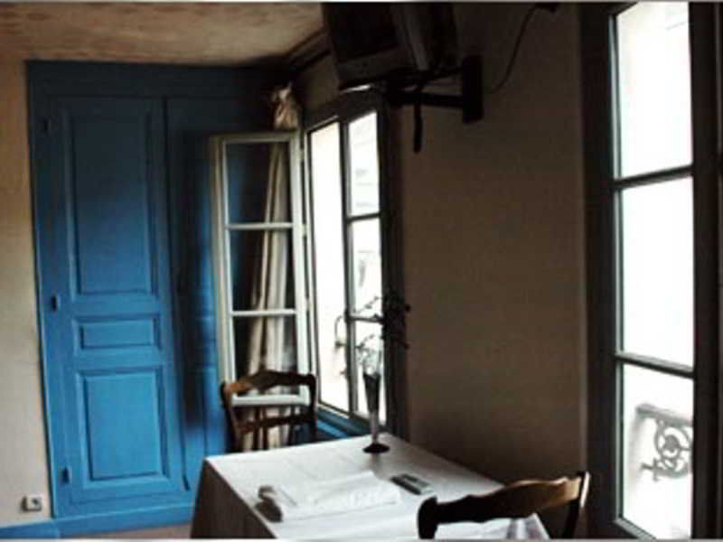 Normandy Hotel